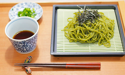 浅草むぎとろの茶そば