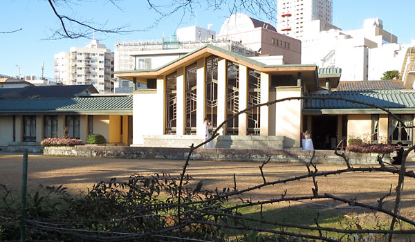 自由学園明日館